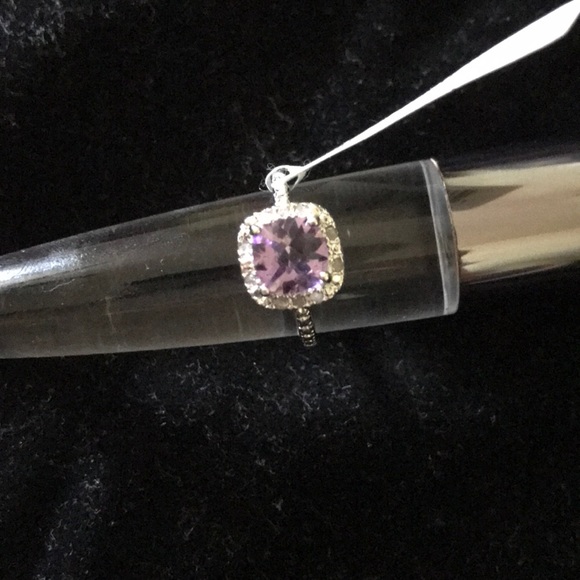 💍Victoria Townsend
Sterling Ring - Picture 4 of 5